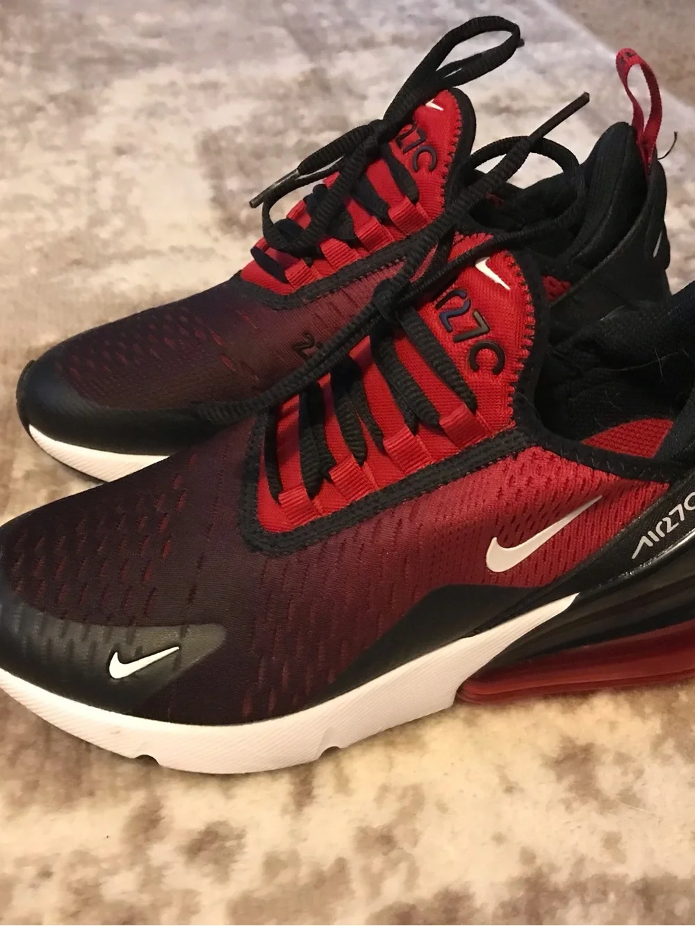 Nike Air Max 270 Big Kids' Shoes Size 4Y